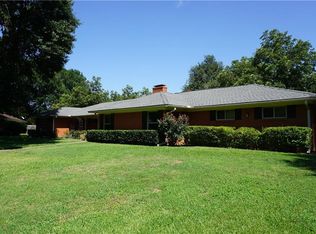 1207 Belmont Cir, Corsicana, TX 75110