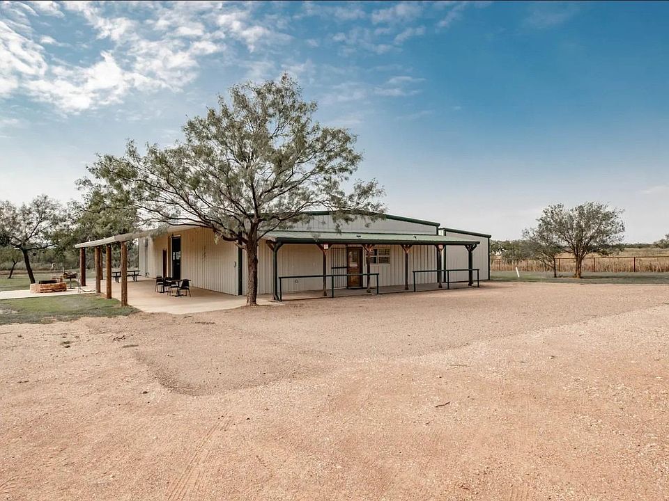 2112 Fm 2458, Justiceburg, TX 79330 | MLS #202303309 | Zillow