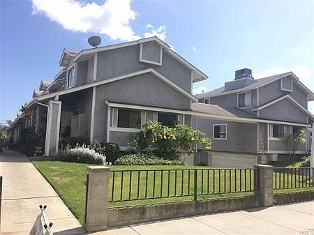 2nd image of 2048 E Villa St APT 11