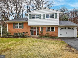 3348 Mansfield Rd, Falls Church, VA 22041
