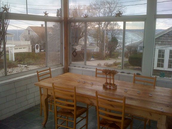 Glassed in Front Porch / Beach View