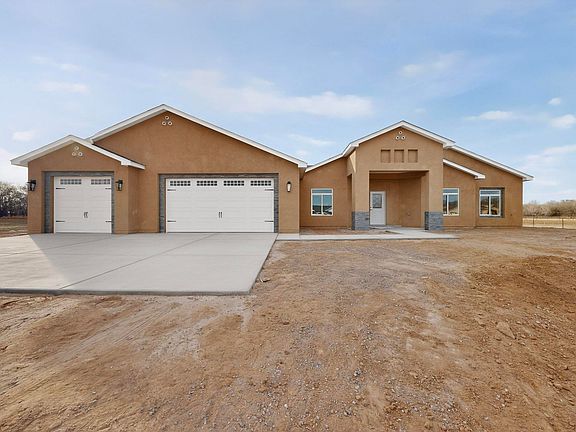 2nd image of 3 Fox Den Rd