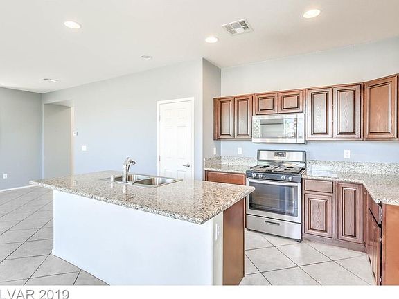 2nd image of 2135 Tiberio Way