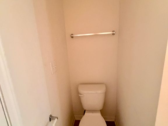 5th image of 6030 Guildford Hill Ln