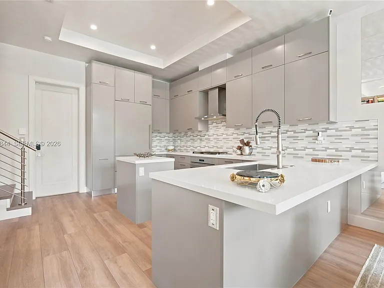 5080 NW 84th Ave — Photo 8