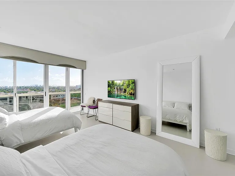 9601 Collins Ave #809 — Photo 14
