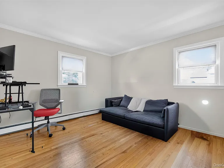 59 S Grand St — Photo 9
