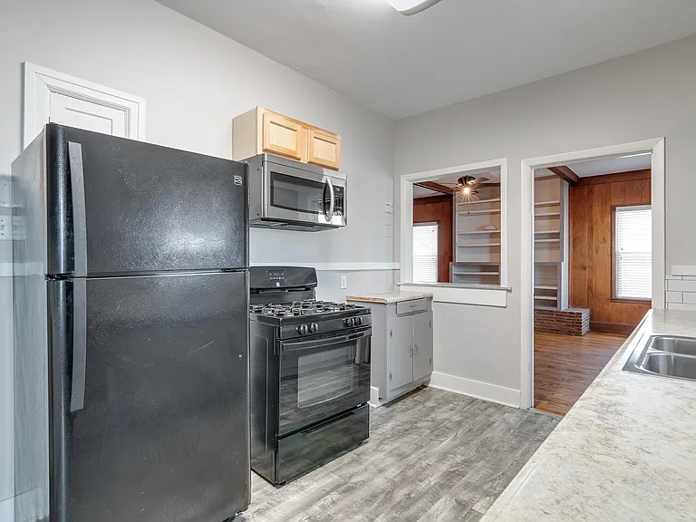 1800 Mignon Ave — Photo 29