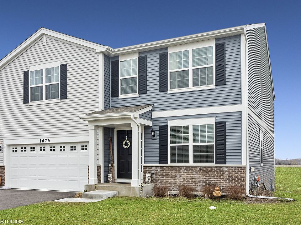 Selenity★ 1676 Serenity Dr, Antioch, IL 60002 | Zillow
