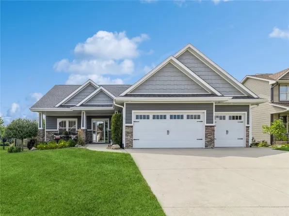 2000 NW Gabus Dr, Grimes, IA 50111