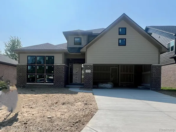 7829 Trailside Ct, West Bloomfield, MI 48323