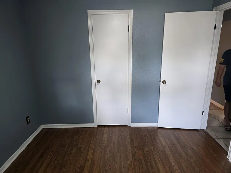 216 Spur Dr — Photo 8
