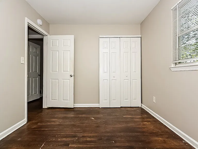 6637 Imperial Dr — Photo 13