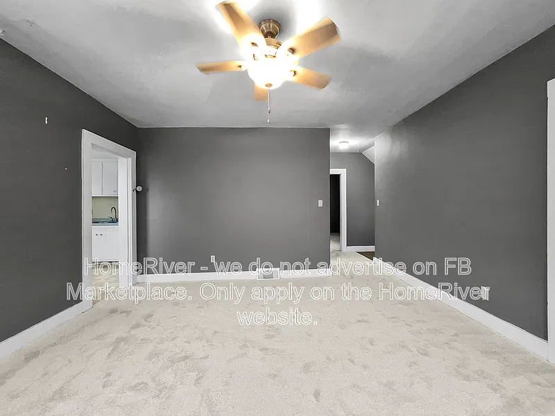 1 bed, 1.0 bath, 745 sqft, $875 — Photo 2