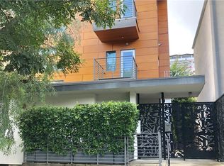 1137 Hacienda Pl APT 103, West Hollywood, CA 90069