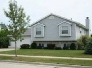 217 Idlewood Ave, West Bend, WI 53095