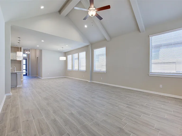 4203 Maple Glen Dr — Photo 12