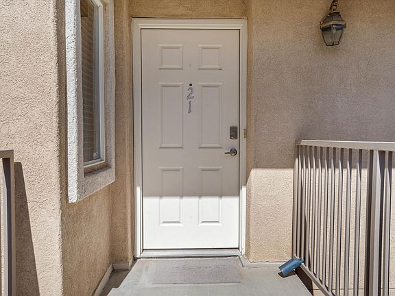 5th image of 6800 Vista Del Norte Dr NE #1321