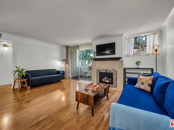 5325 Newcastle Ave Unit 223, Encino, CA 91316