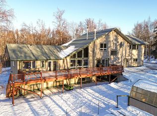 8719 N Wolverine Rd, Palmer, AK 99645