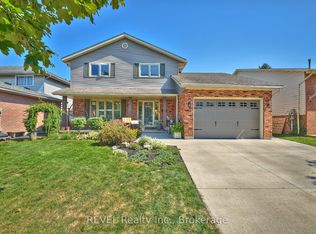 10 Bascary Cres, Saint Catharines, ON L2S3M7