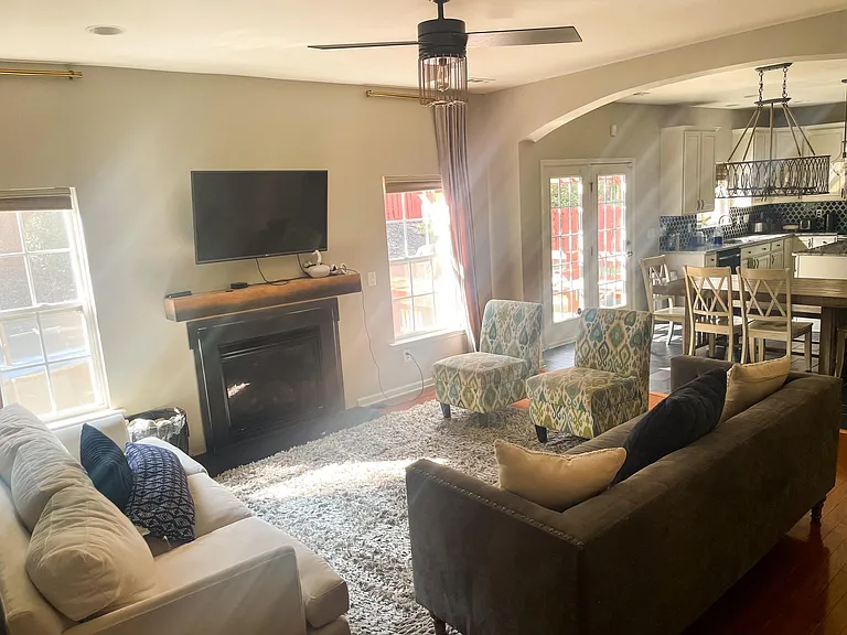 13313 Eastfield Village Ln — Photo 5