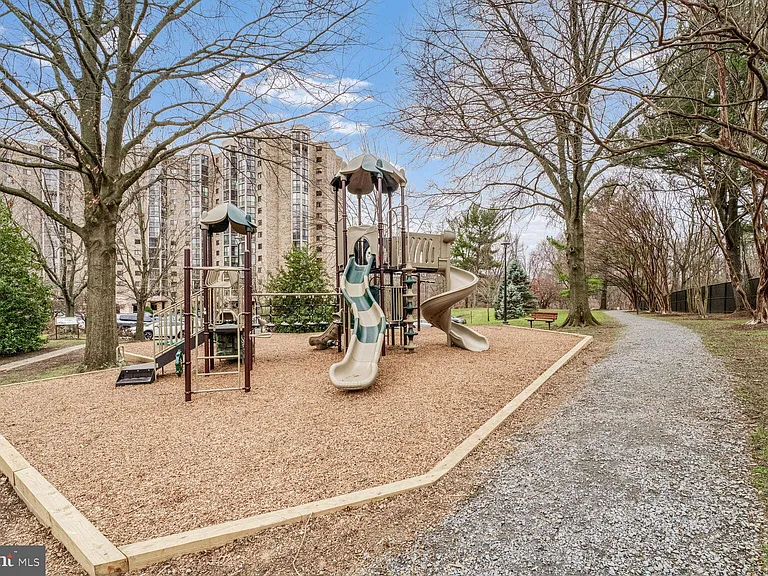 5901 Mount Eagle Dr #1116 — Photo 24