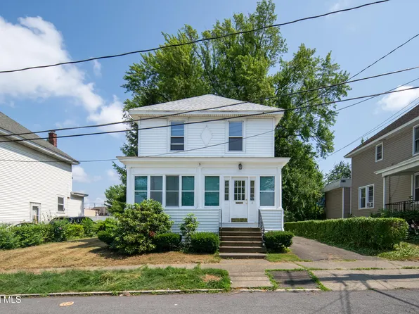 4 Frost Place, Albany, NY 12205