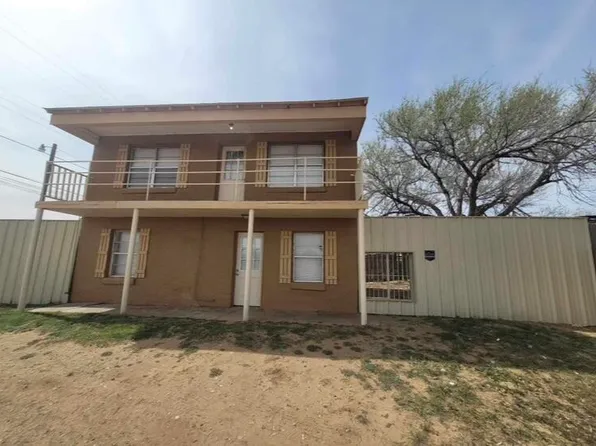 1104 Avenue I, Levelland, TX 79336