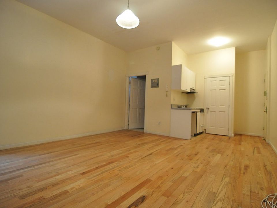 2nd image of 60 W 129th St APT 1H