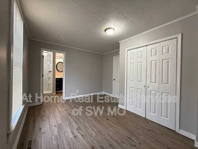 438 W Page St — Photo 11