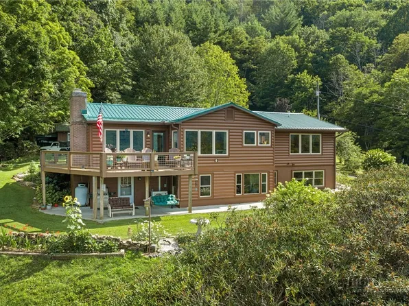 1013 Perry Road, West Jefferson, NC 28694