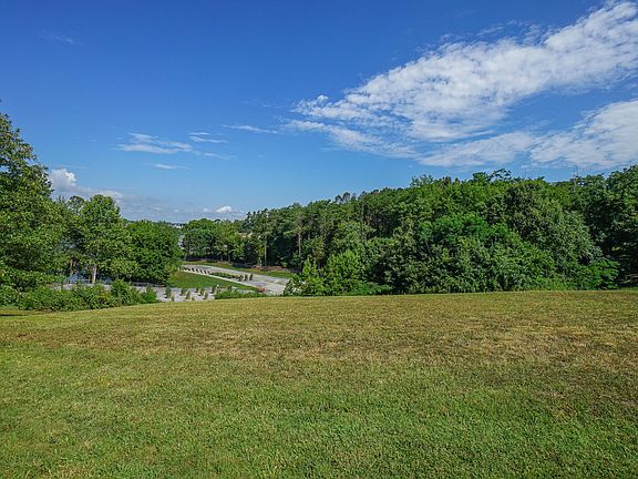 4th image of 304 Southshore Dr Lot 53