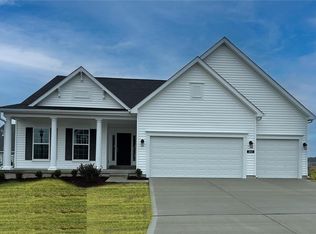 8011 Cotswold Trl, Cottleville, MO 63304