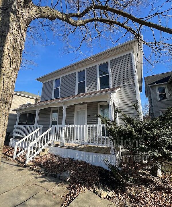1st image of 122 S Walnut St Unit A
