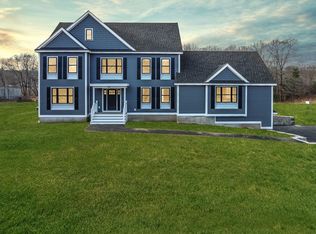 84 Merrimac Rd, Haverhill, MA 01830