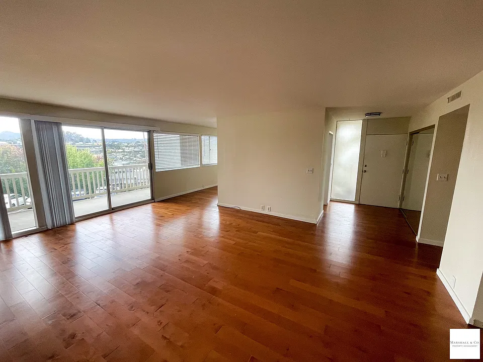 1 Janet Way #28