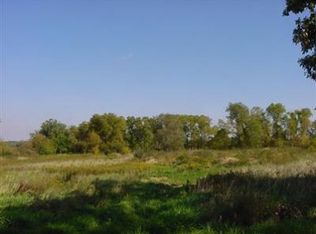 2957 100th W, Valparaiso, IN 46385