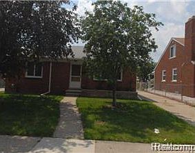 2nd image of 15858 Oak Ave