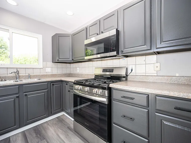 40 Oak Knoll Dr — Photo 8