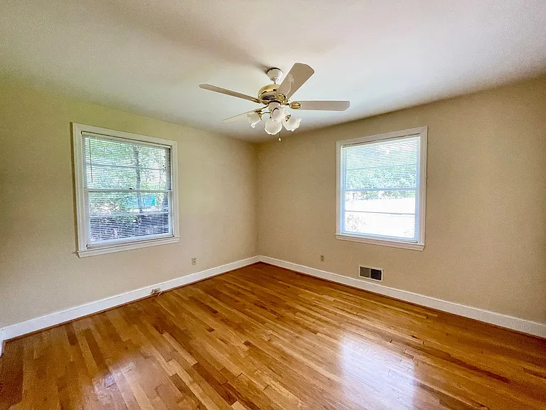 5906 Pine Valley Rd — Photo 13