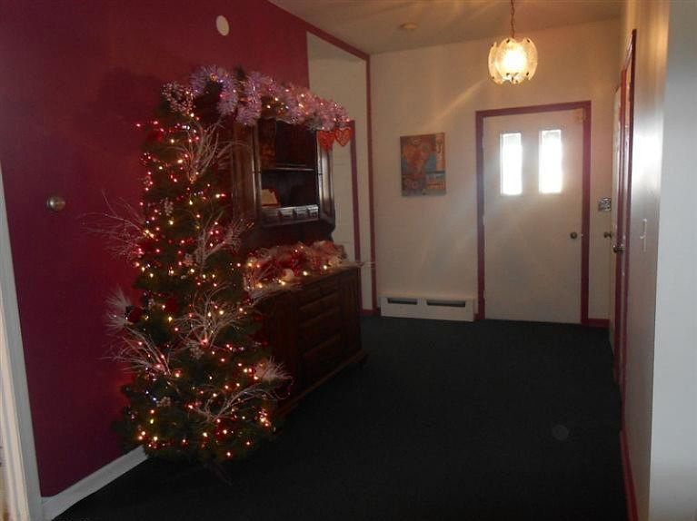 2nd image of 1023 Alice St