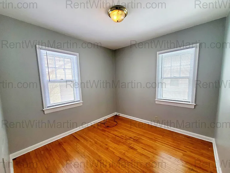657 Dawson St — Photo 9