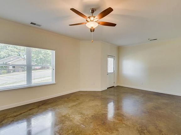 4th image of 207 Delmont St APT 115