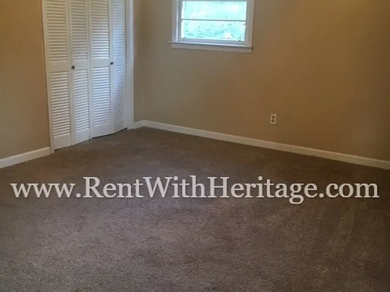5407 Wilder Dr — Photo 24