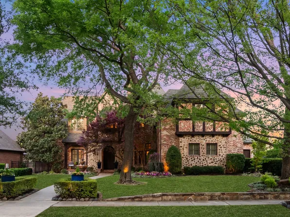 2105 Denver Dr, Southlake, TX 76092