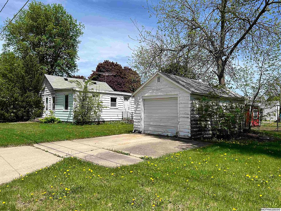 2003 S Grover Ave, Mason City, IA 50401 Zillow