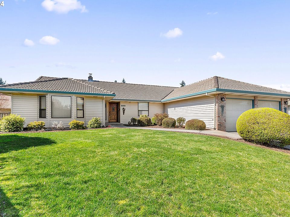 1st image of 4700 NE 25th Ct