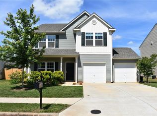 6905 Nellore St, Greensboro, NC 27405