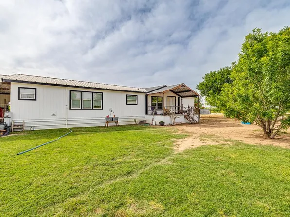 8918 Paradise Ln, San Angelo, TX 76901